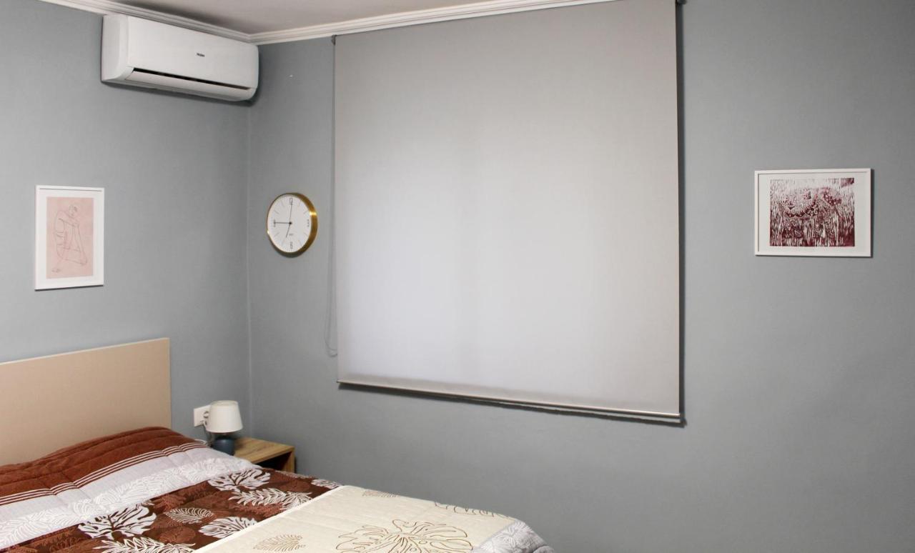 Apartamenti 2v1- Blloku BKT Tirana Esterno foto